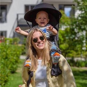New MiniMeis Child Shoulder Carrier